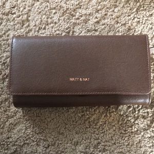 Matt & Nat wallet